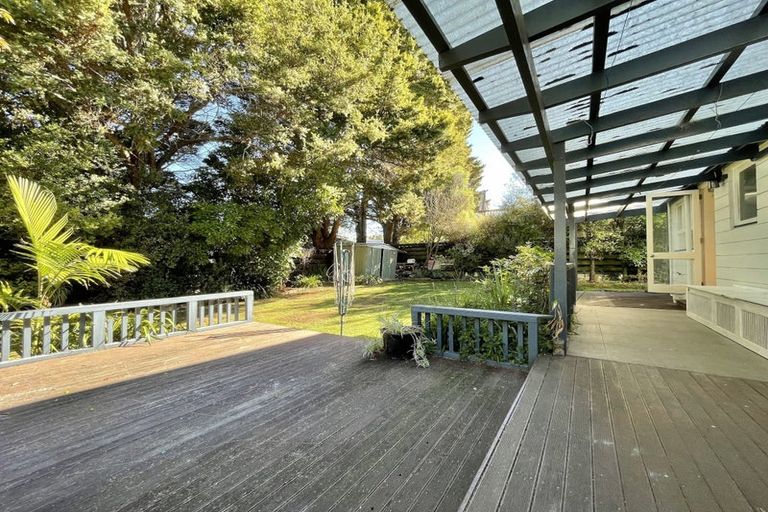 Photo of property in 14 Totara Grove, Hillcrest, Auckland, 0627