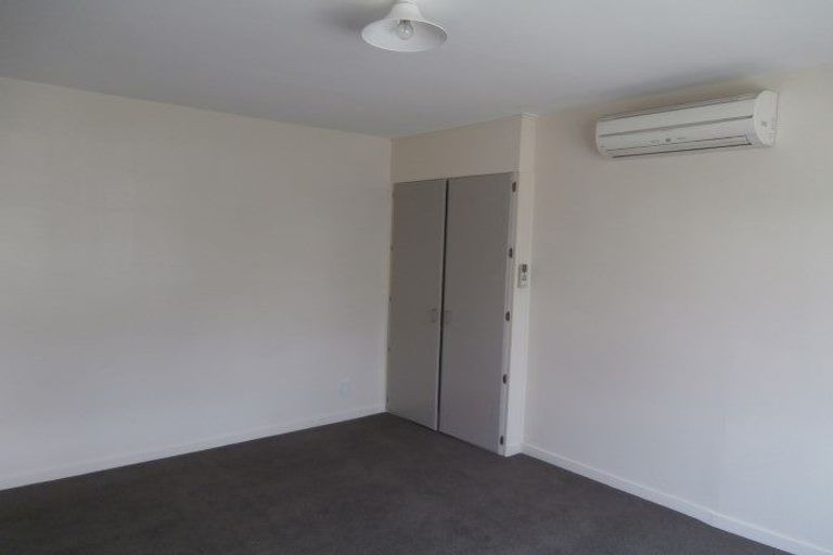 Photo of property in 253 Main South Road, Hornby, Christchurch, 8042