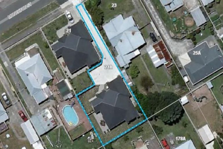 Photo of property in 21a Monckton Street, Feilding, 4702