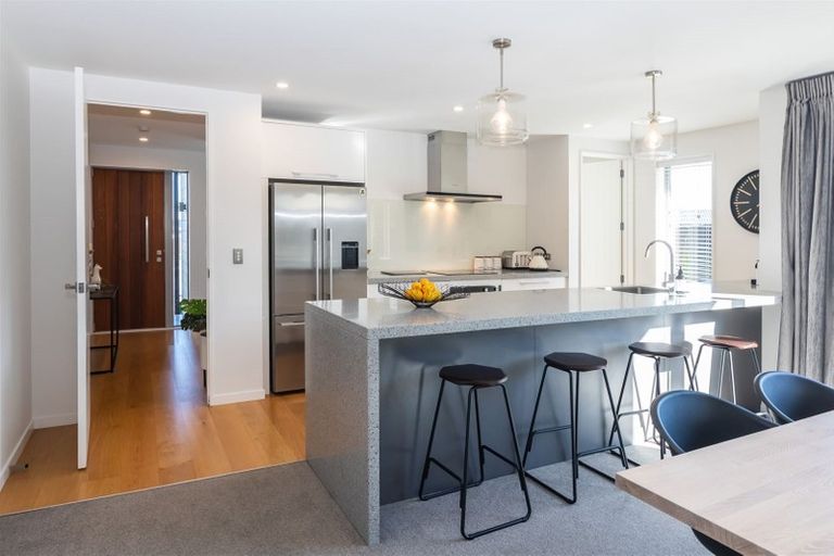 Photo of property in 15 Bargrove Close, Halswell, Christchurch, 8025