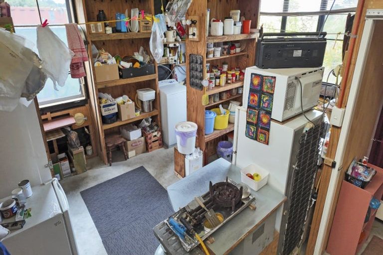 Photo of property in 104 Bergin Road, Foxton, 4814