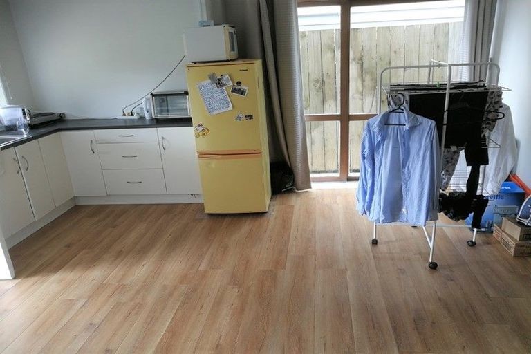 Photo of property in 2 Zion Road, Birkenhead, Auckland, 0626