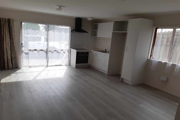 Photo of property in 7 Figtree Terrace, Goodwood Heights, Auckland, 2105