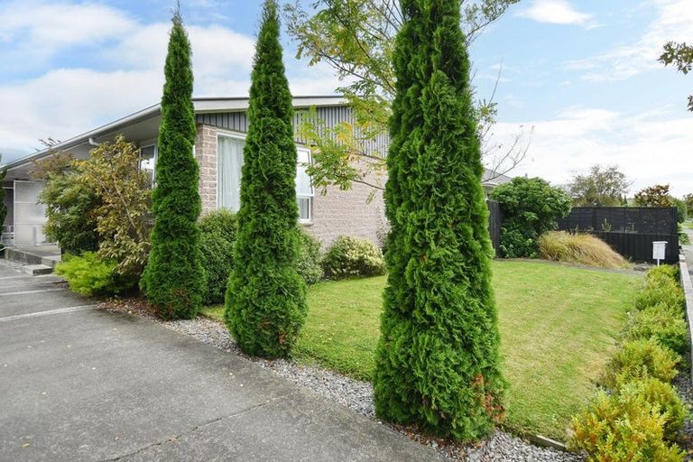 Photo of property in 43 Roberta Drive, Somerfield, Christchurch, 8024