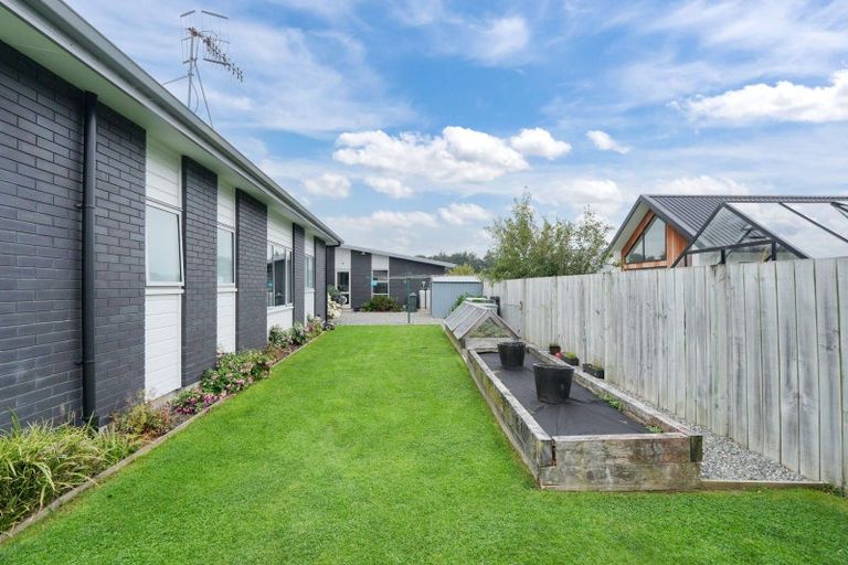 Photo of property in 50 Northside Drive, Waikiwi, Invercargill, 9810