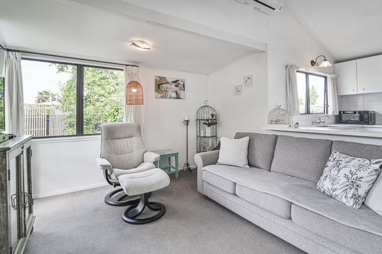 Photo of property in 205 Pattison Road, Akina, Hastings, 4122