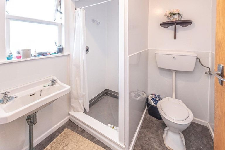 Photo of property in 1 Kupe Place, Castlecliff, Whanganui, 4501