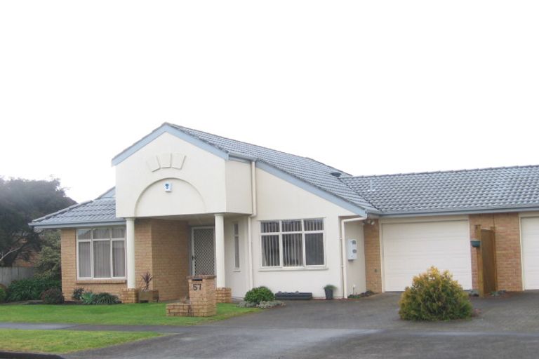 Photo of property in 57 Fernbrook Close, Burswood, Auckland, 2013