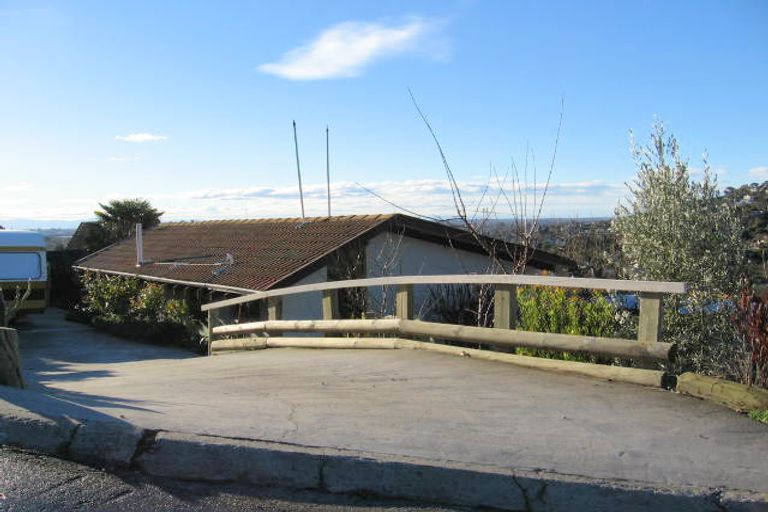 Photo of property in 12 Emerald Lane, Cashmere, Christchurch, 8022