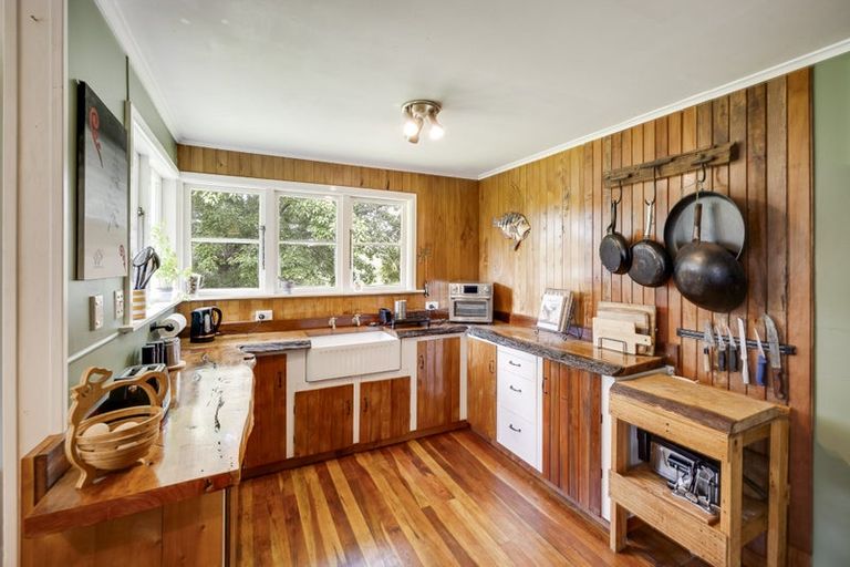 Photo of property in 1447 Ridgemount Road, Tutira, Napier, 4188