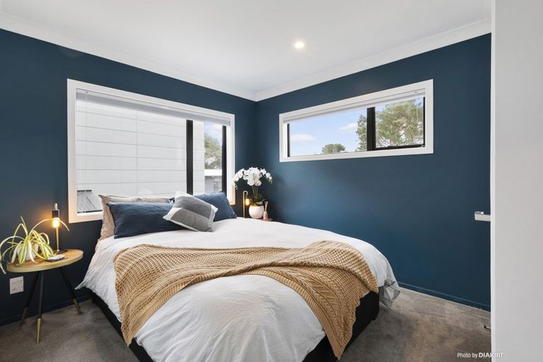 Photo of property in 35 Brindle Way, Newlands, Wellington, 6037