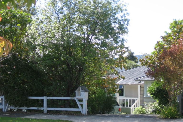 Photo of property in 40 Dowling Grove, Silverstream, Upper Hutt, 5019