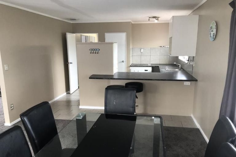 Photo of property in 23 Aniseed Grove, Timberlea, Upper Hutt, 5018