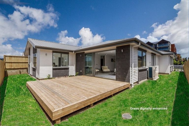 Photo of property in 40 Vintry Drive, Huapai, Kumeu, 0810