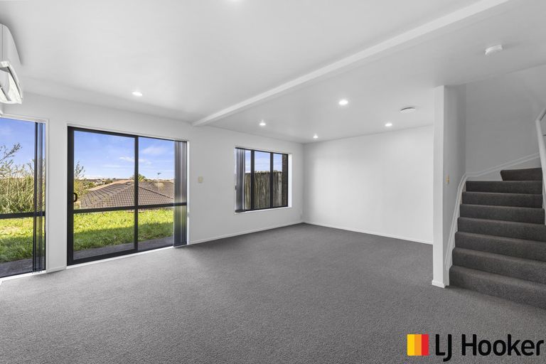 Photo of property in 25/45 Secoia Crescent, Mangere, Auckland, 2022