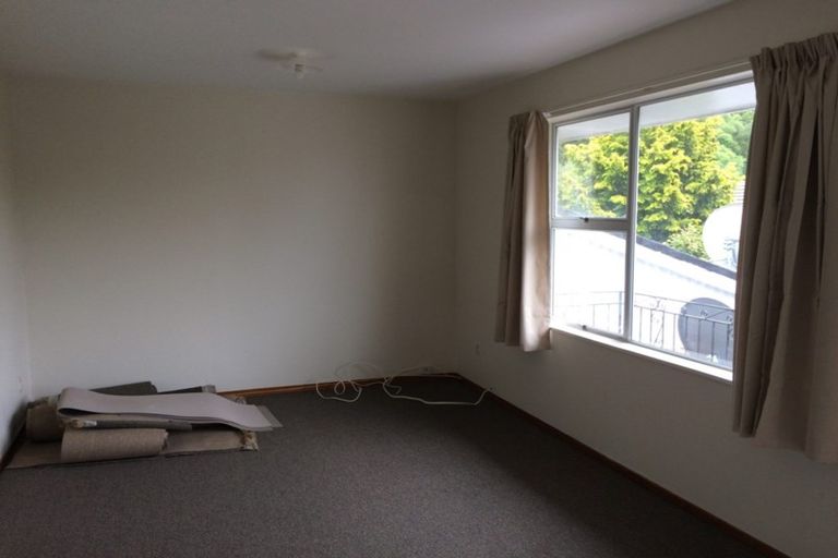 Photo of property in 2/7 Division Street, Riccarton, Christchurch, 8041