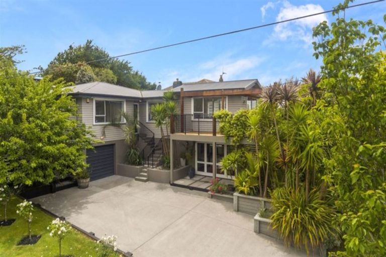 Photo of property in 6 Charles Crescent, Beerescourt, Hamilton, 3200