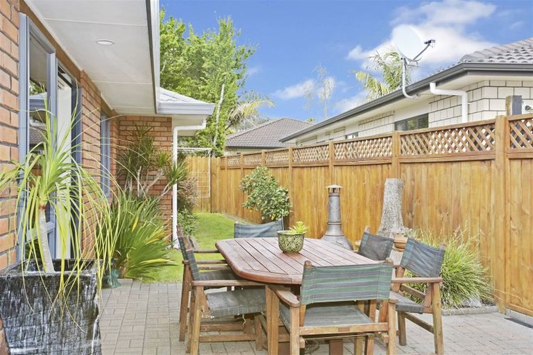 Photo of property in 10 Avonlea Lane, Pukekohe, 2120