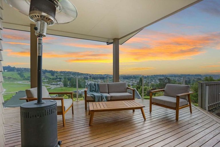 Photo of property in 11 Lucknow Place, Cashmere, Christchurch, 8022