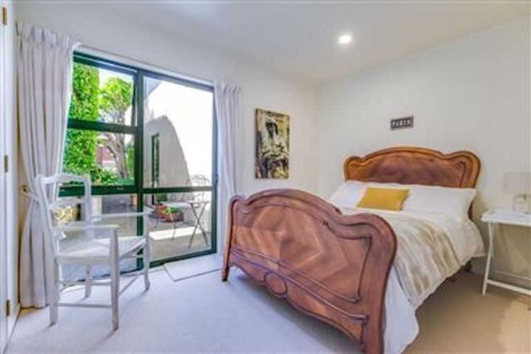 Photo of property in 1/2 Katui Street, Castor Bay, Auckland, 0620