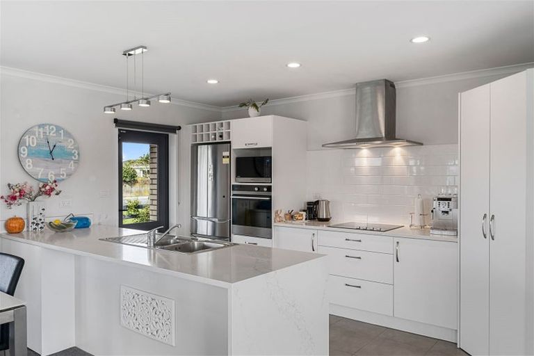 Photo of property in 10 Watch Lane, Waipu, 0510