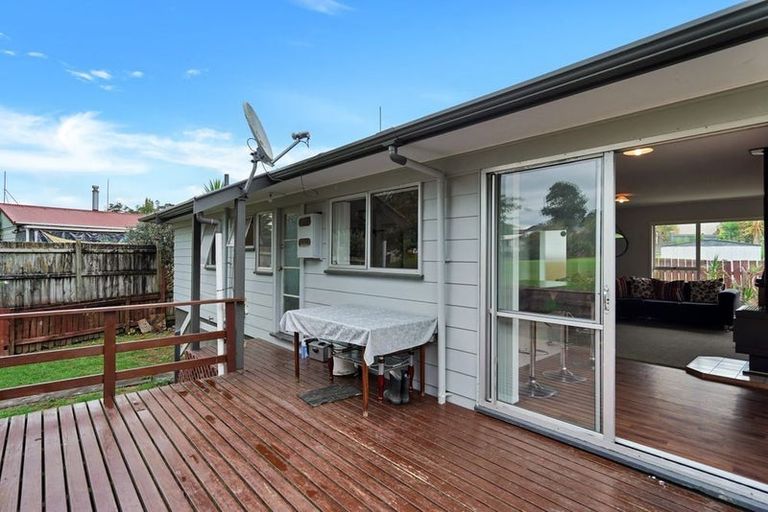 Photo of property in 1/20 Mile Place, Henderson, Auckland, 0612