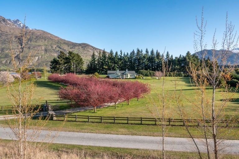 Photo of property in 47 Maxs Way, Lower Shotover, Queenstown, 9304