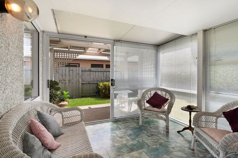 Photo of property in 9a Purdie Place, Milson, Palmerston North, 4414
