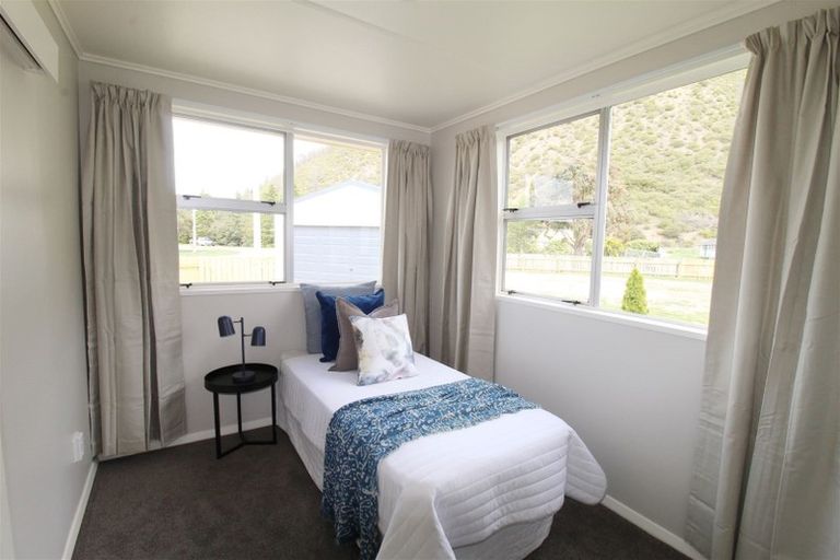 Photo of property in 94 Gordon Street, Kurow, 9435