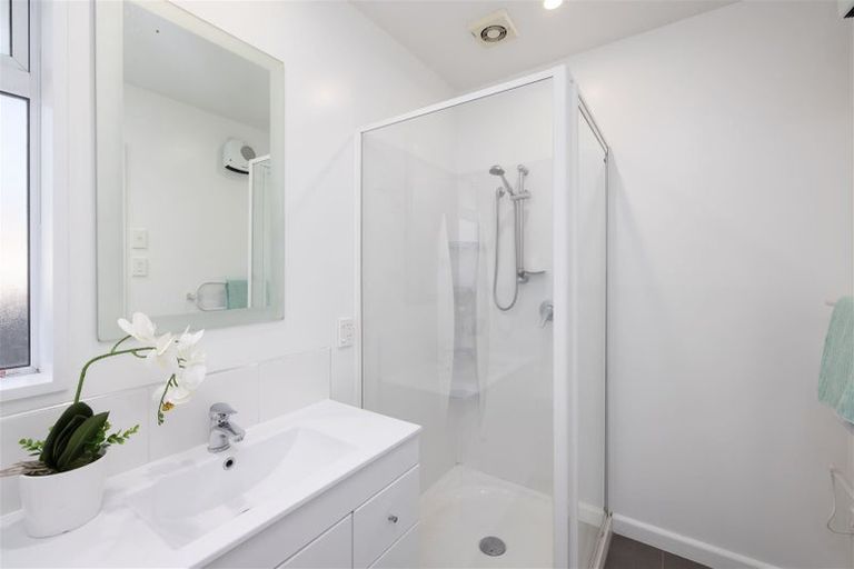 Photo of property in 79 Woolley Street, Avondale, Christchurch, 8061