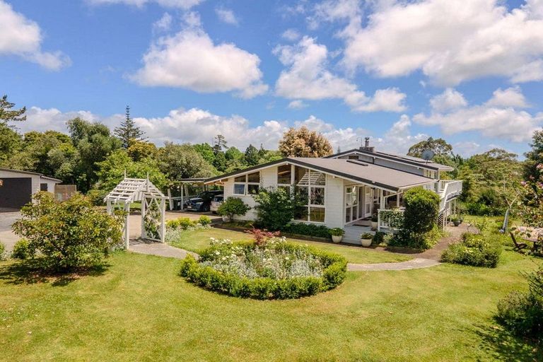 Photo of property in 44 Mission Road, Kerikeri, 0230