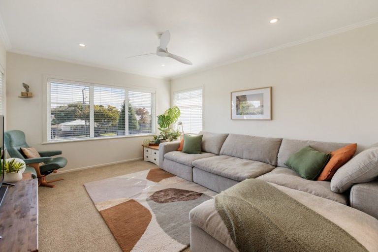 Photo of property in 12a Goods Road, Otumoetai, Tauranga, 3110