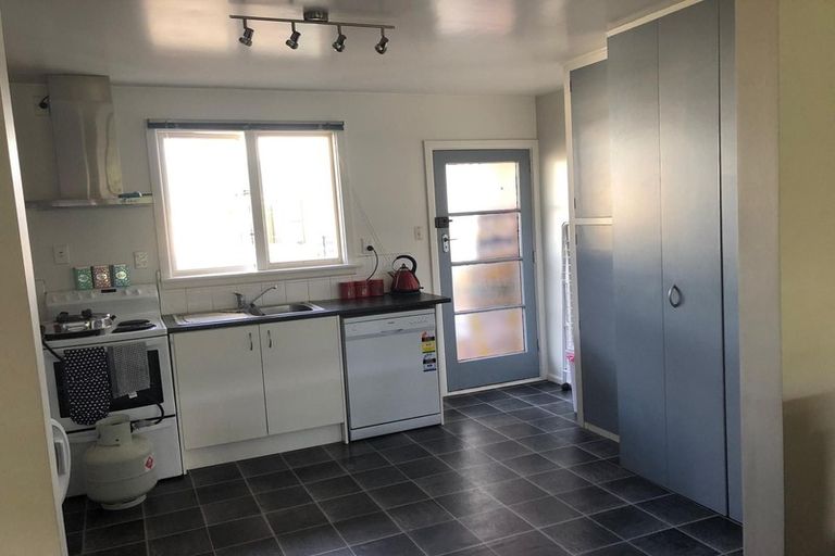 Photo of property in 2/478 Barbadoes Street, Edgeware, Christchurch, 8013