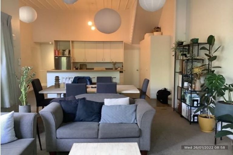 Photo of property in 252 Riddiford Street, Newtown, Wellington, 6021