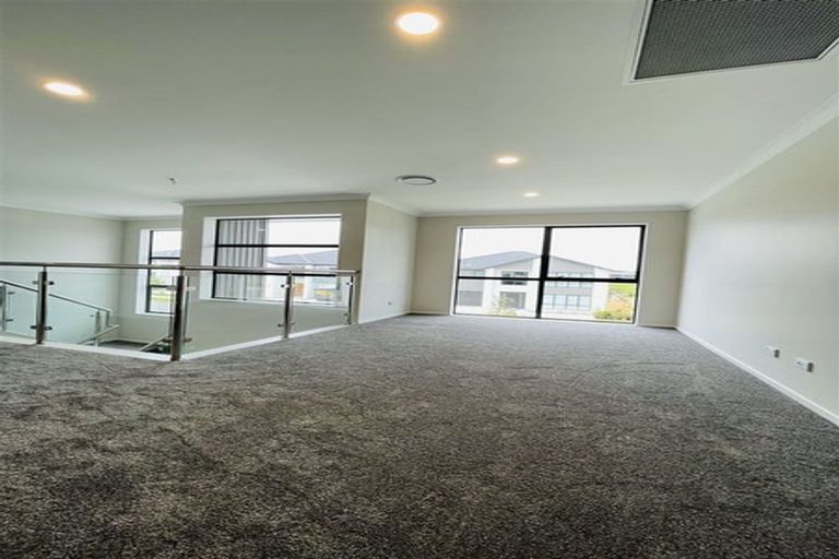 Photo of property in 111 Valderama Drive, Flat Bush, Auckland, 2019