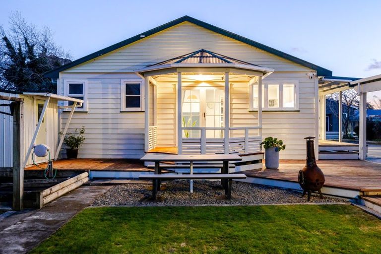 Photo of property in 1 Edward Street, Pahiatua, 4910