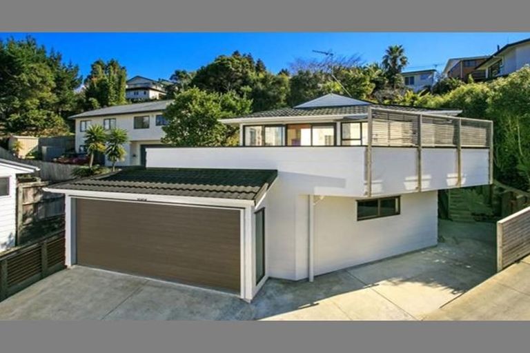 Photo of property in 33 Sequoia Place, Sunnynook, Auckland, 0620