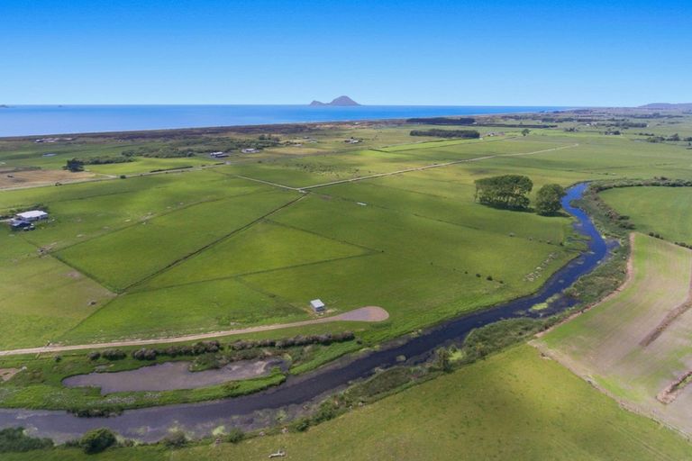 Photo of property in 1207a Thornton Road, Matata, Whakatane, 3194