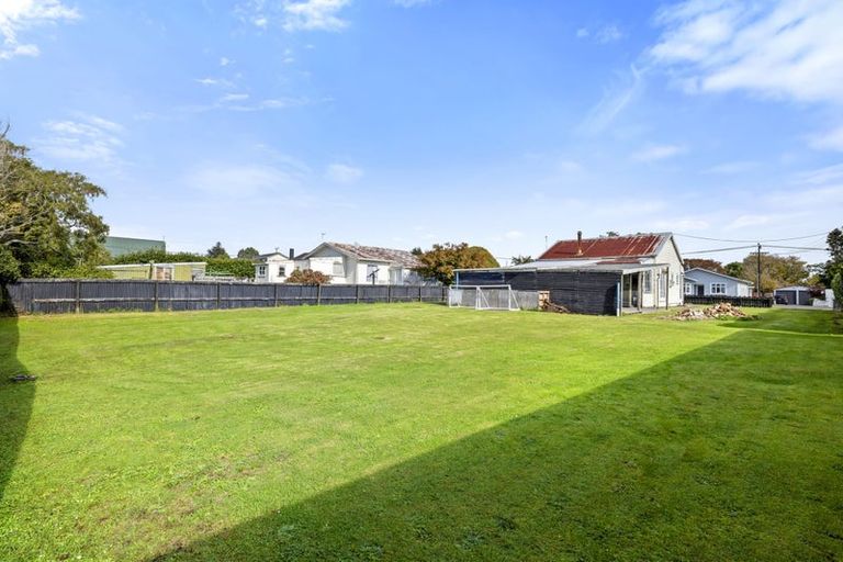 Photo of property in 15 Standish Street, Westown, New Plymouth, 4310