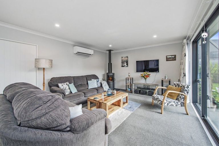 Photo of property in 24 Walter Place, Kirwee, Darfield, 7571