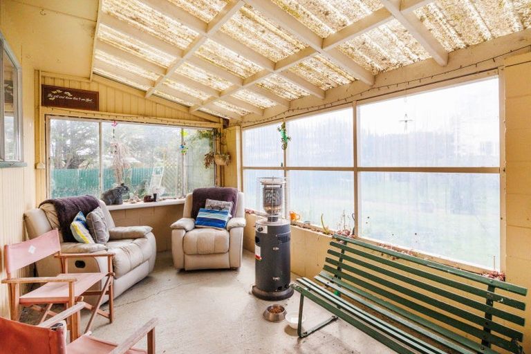 Photo of property in 2066 Tangimoana Road, Tangimoana, Palmerston North, 4473