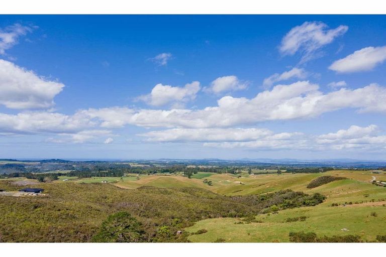 Photo of property in 870 Pungaere Road, Waipapa, 0295