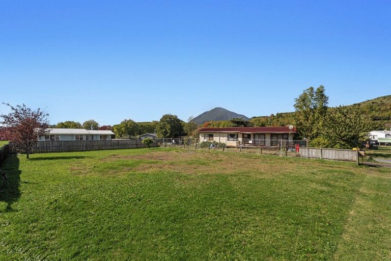 Photo of property in 10 Peter Lippa Drive, Kawerau, 3127