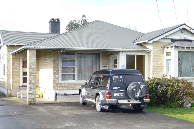 Photo of property in 308 Massey Road, Mangere East, Auckland, 2024