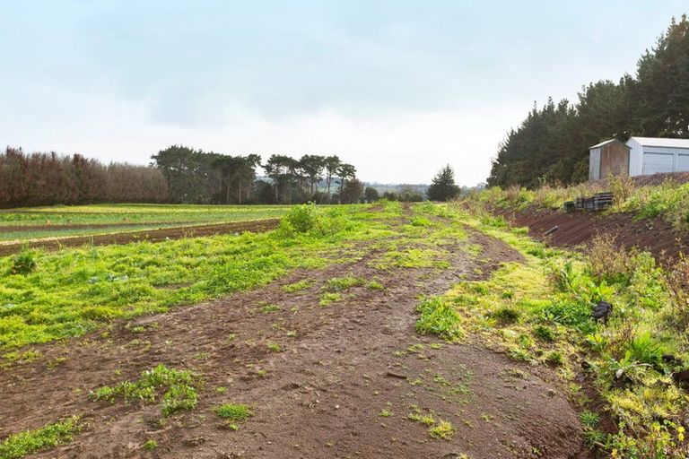 Photo of property in 1120i Waiuku Road, Waiuku, 2681