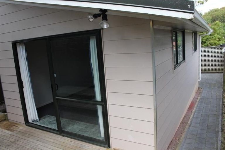 Photo of property in 53 Triangle Road, Massey, Auckland, 0614