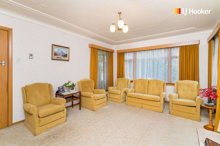 Photo of property in 35 Glen Road, Mornington, Dunedin, 9011