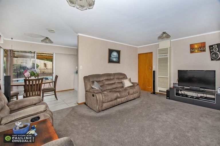 Photo of property in 17 Tait Street, Te Kamo, Whangarei, 0112