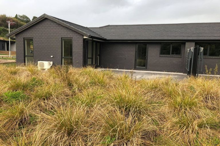 Photo of property in 92 Pakanga Grove, Pyes Pa, Tauranga, 3112