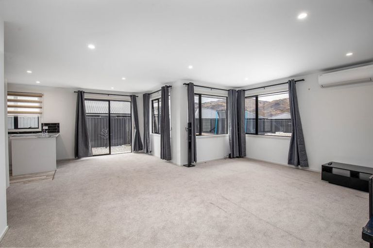 Photo of property in 55 Olds Crescent, Cromwell, 9310